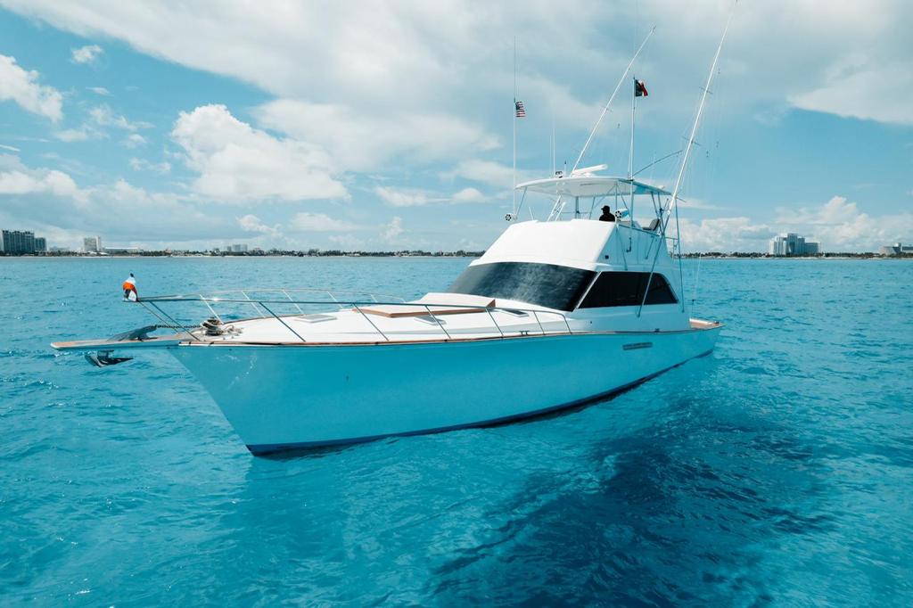 OCEAN YACHT 55 FT_SEXY FISH_CANCUN_BOAT FRONTVIEW