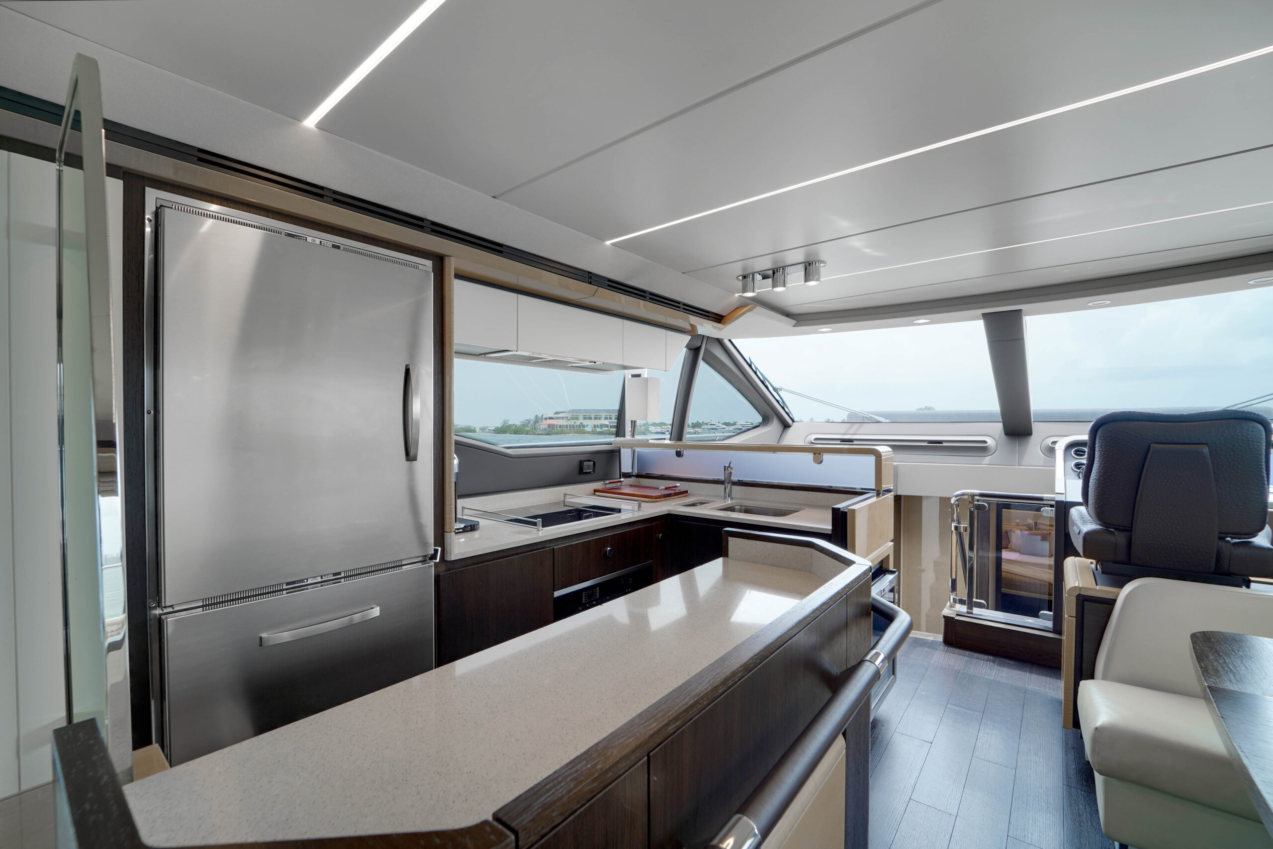 70FT_AZIMUT_MIAMI_KITCHEN