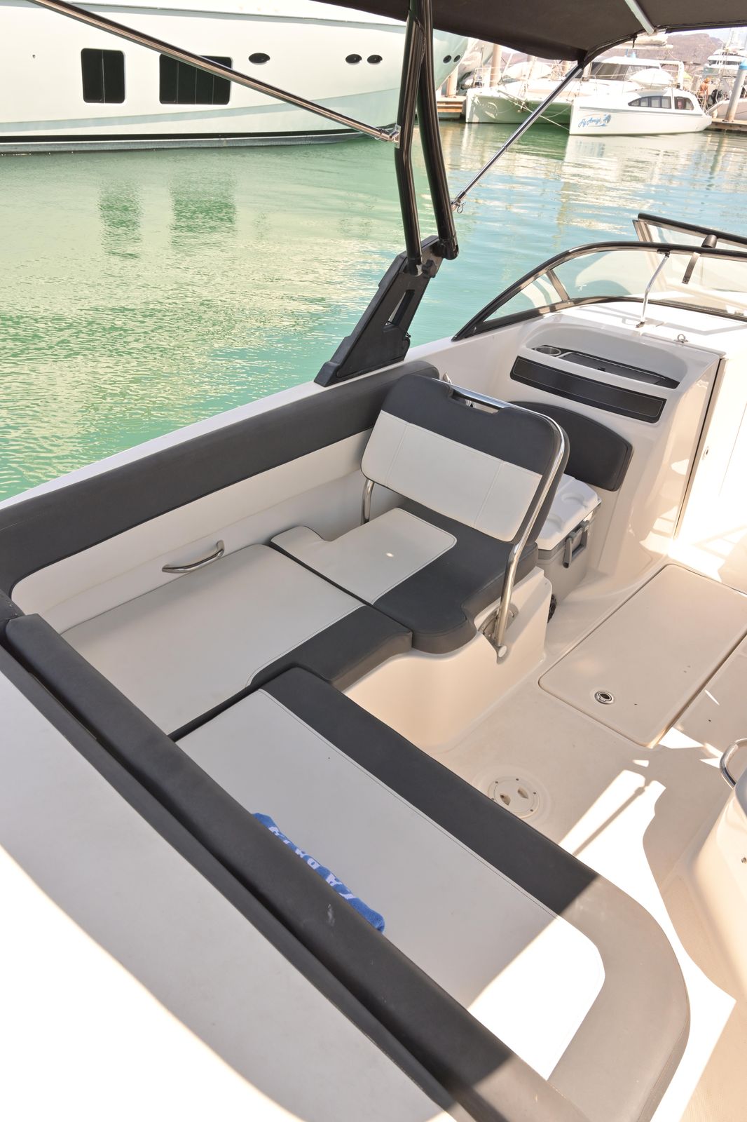 Bayliner 23ft renta de yates en La Paz