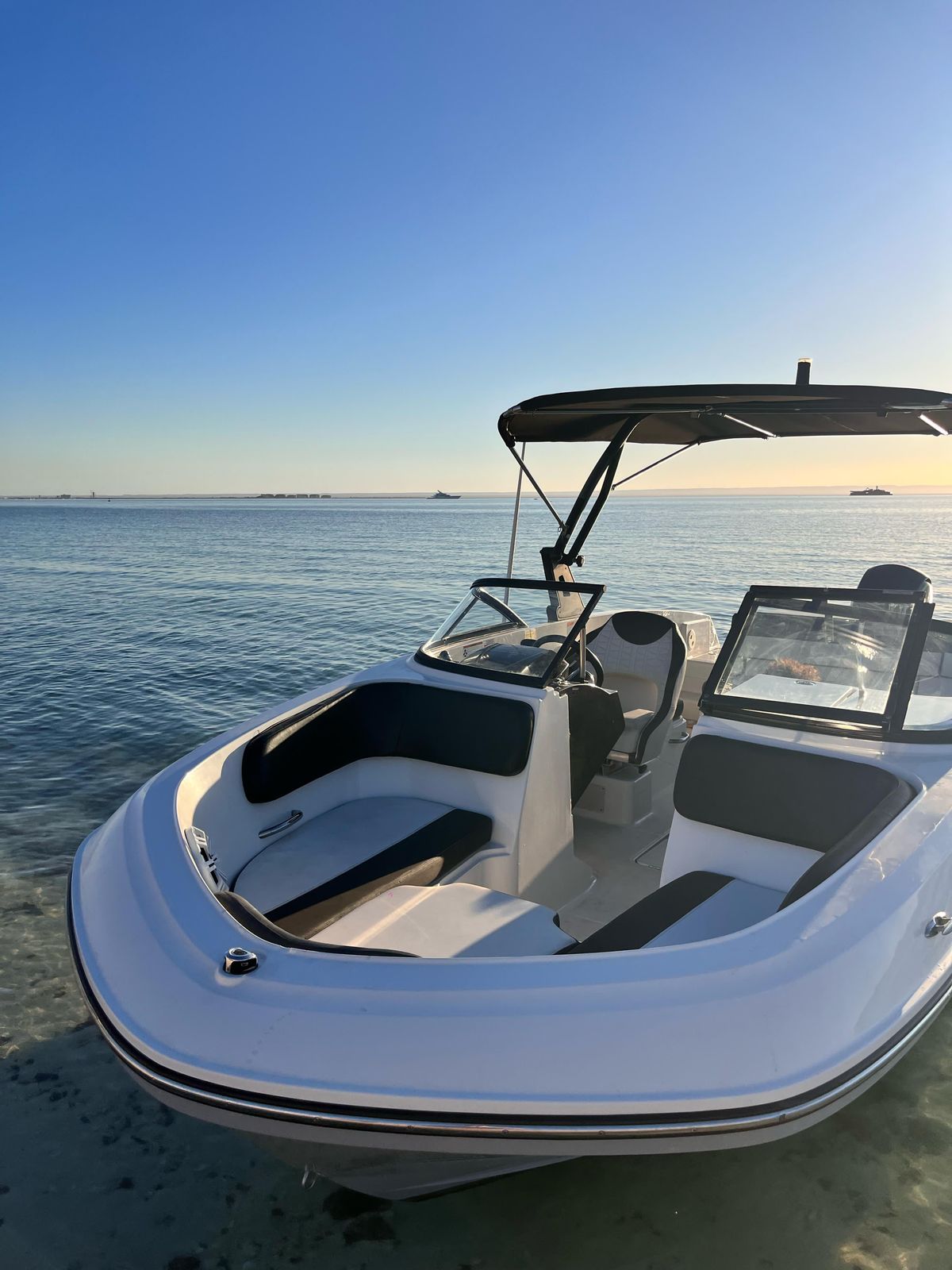 Bayliner 23ft renta de yates en La Paz