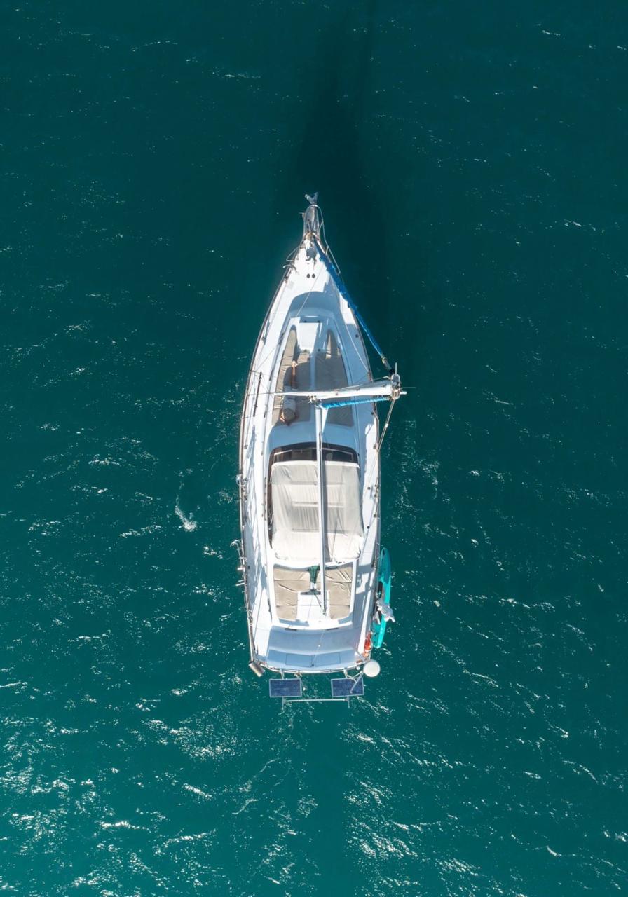 Dream Chaser - Velero 45ft - Renta de yates en La Paz