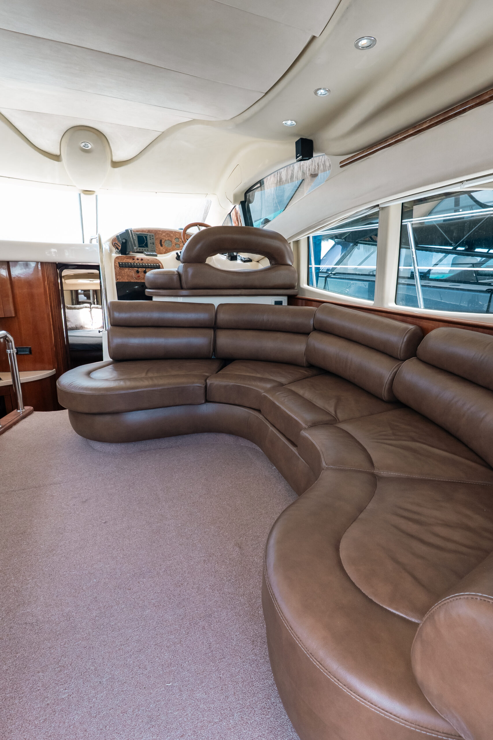 Mojaos - Azimut 45" renta de yates en Cancún