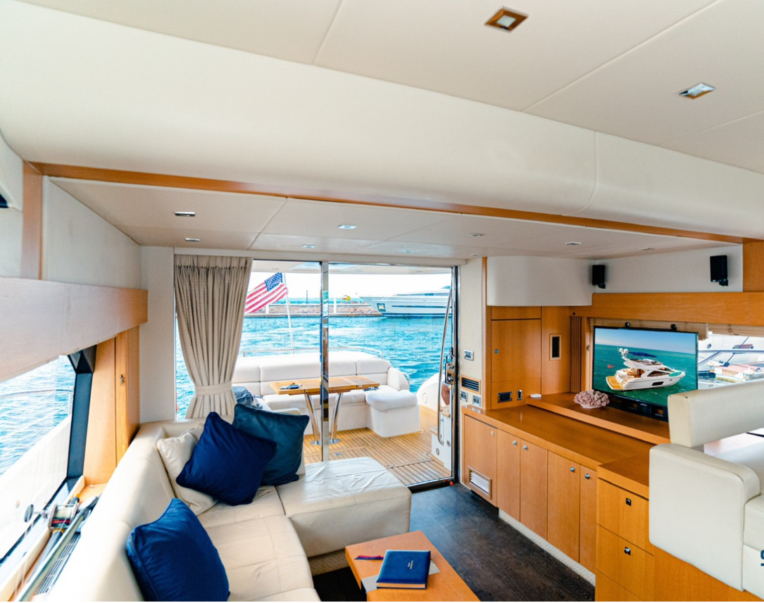 Guajolota - Sunseeker 55ft - Renta de yates en La Paz