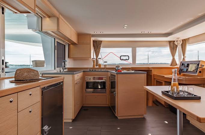 Kailani, Bahari, Hydra – Catamaranes 45ft en La Paz
