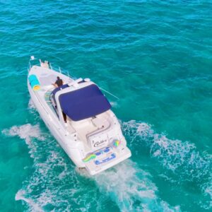 Cruiser 40ft renta de yates en Cancún