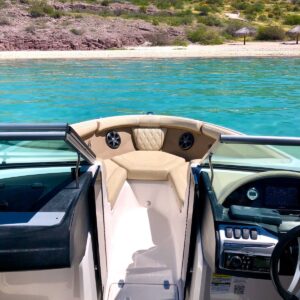 Regal 22ft renta de yates en La Paz