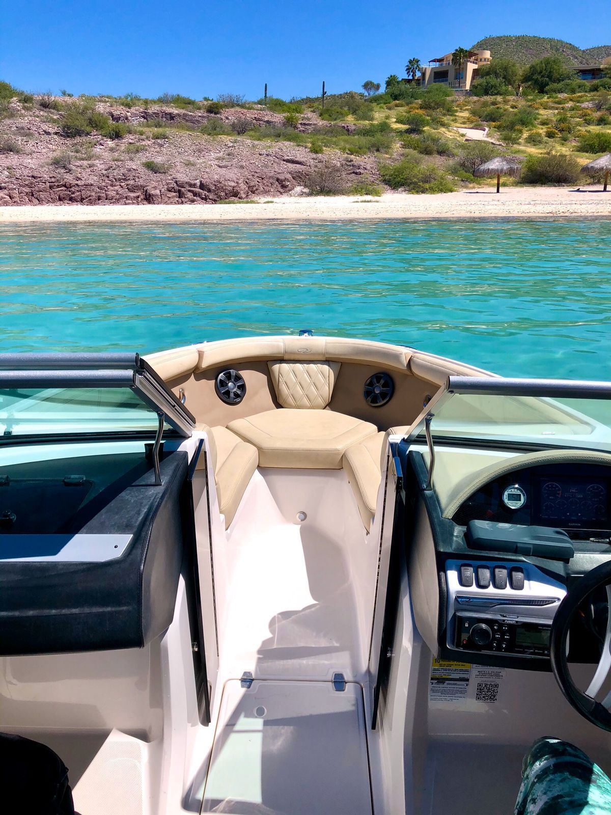 Regal 22ft renta de yates en La Paz
