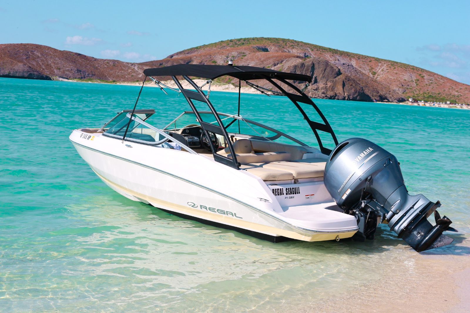 Regal 22ft renta de yates en La Paz
