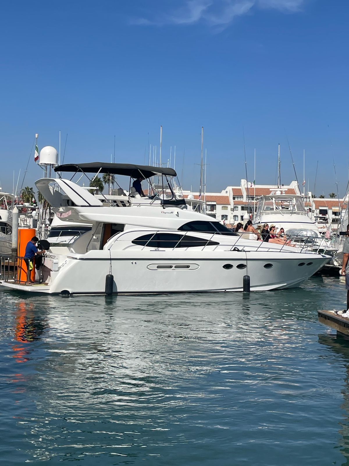 Local Boy I – Dyna 48ft en Los Cabos