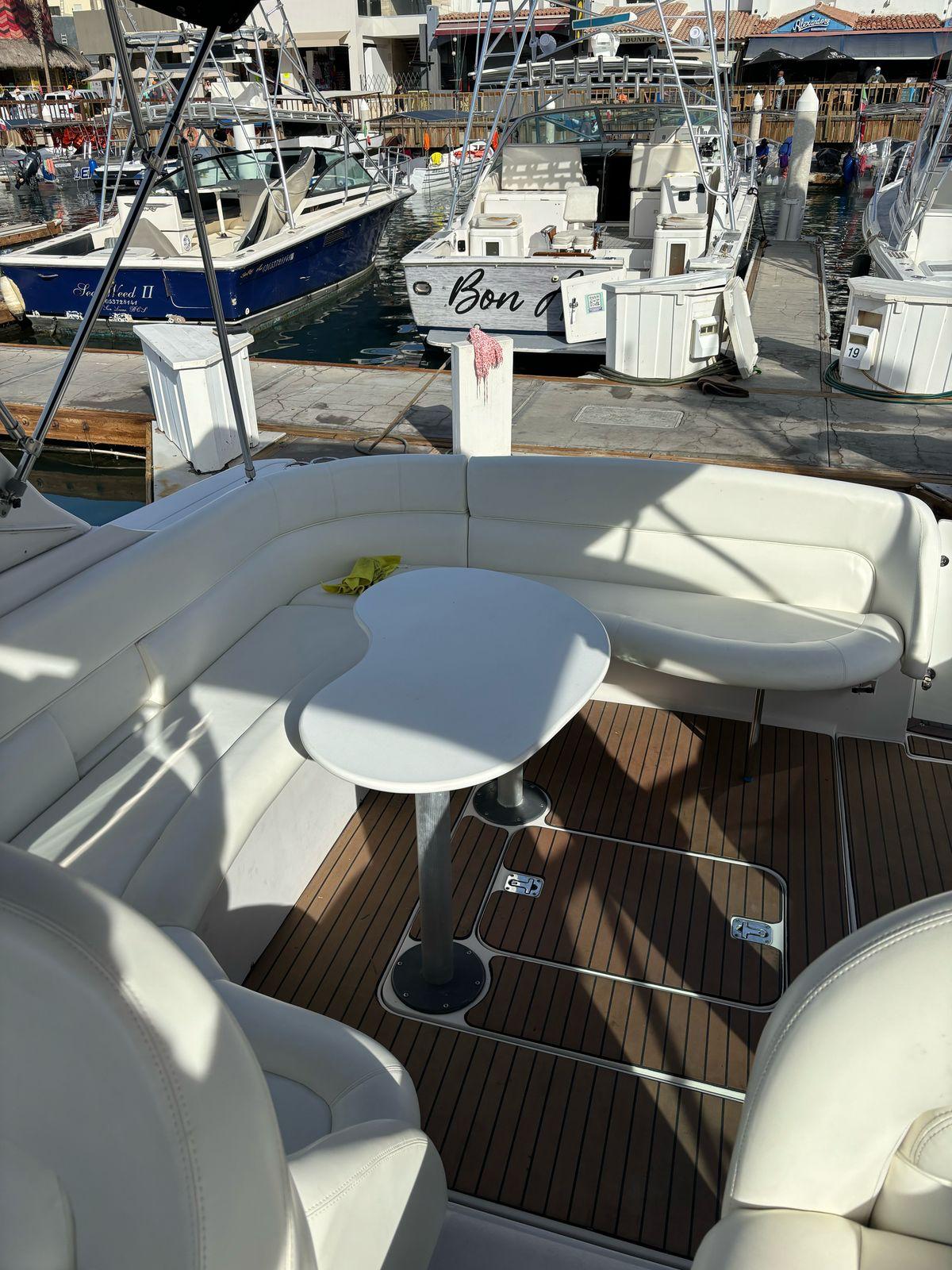 Coqueto – Four Winns 40ft en Los Cabos
