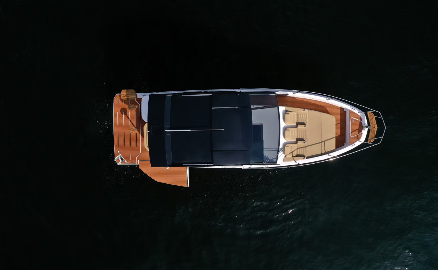 Yatana - Triton Yacht 38ft en Puerto Aventuras.