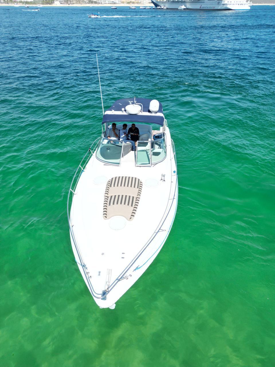 Coqueto – Four Winns 40ft en Los Cabos