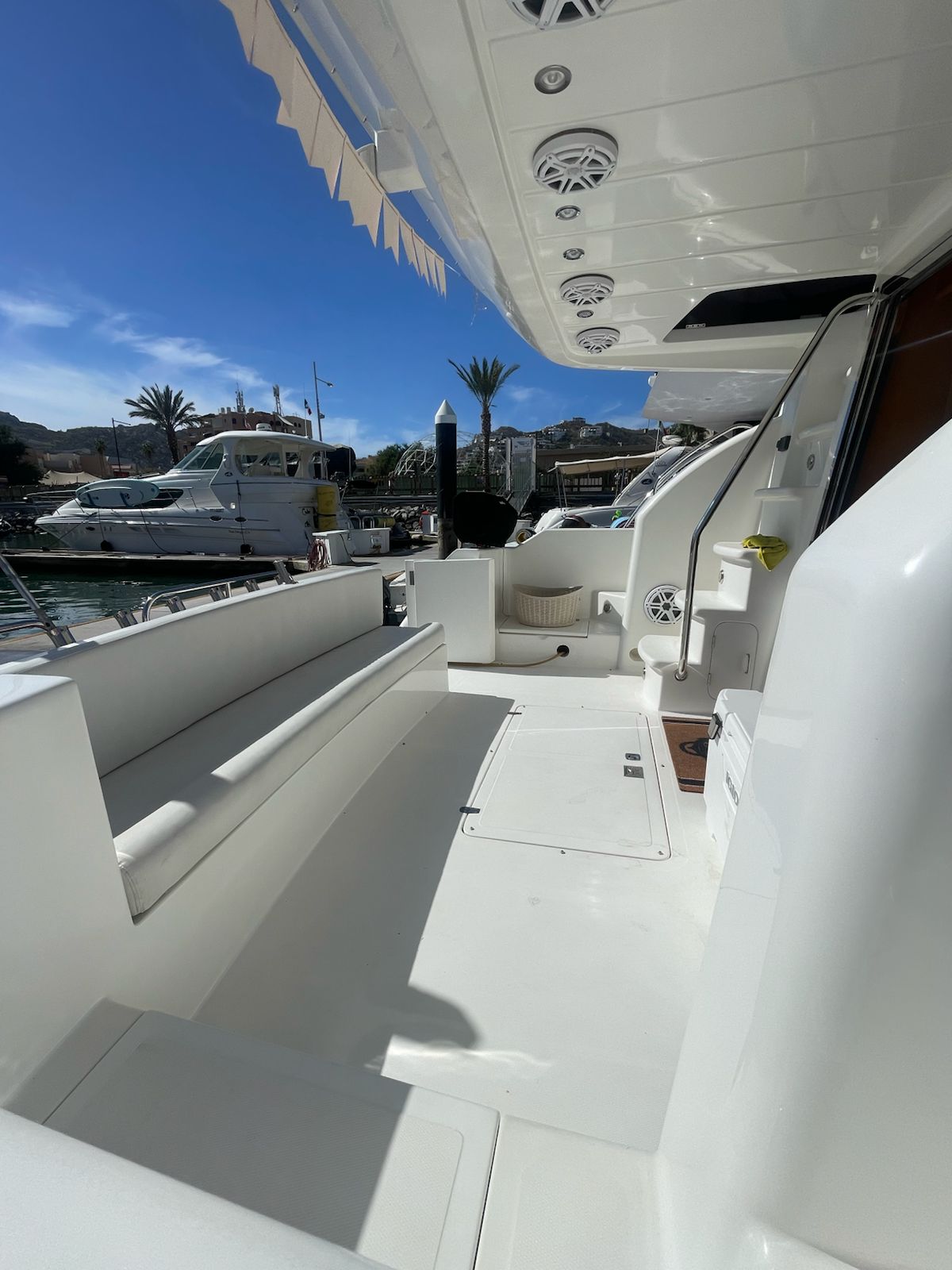 Local Boy I – Dyna 48ft en Los Cabos