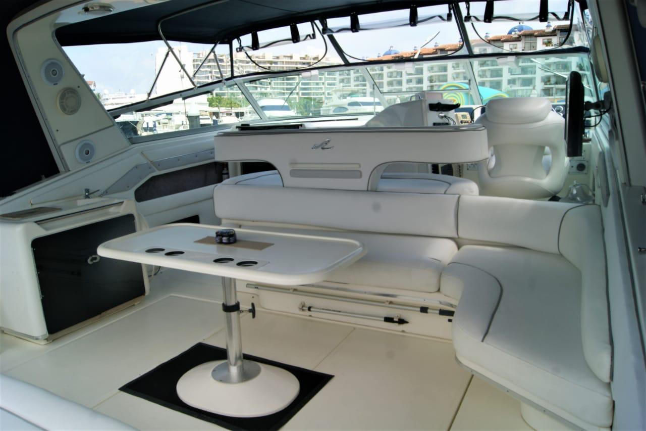 Ah Caray – Sea Ray 42ft en Puerto Vallarta