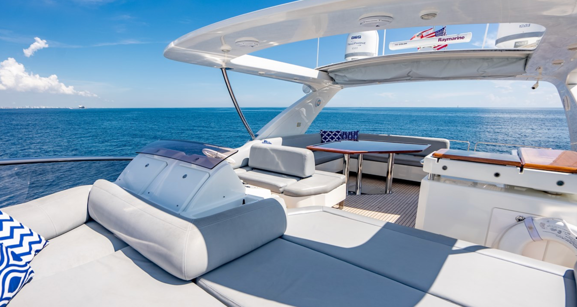 Days Like This - Azimut 70ft en Miami