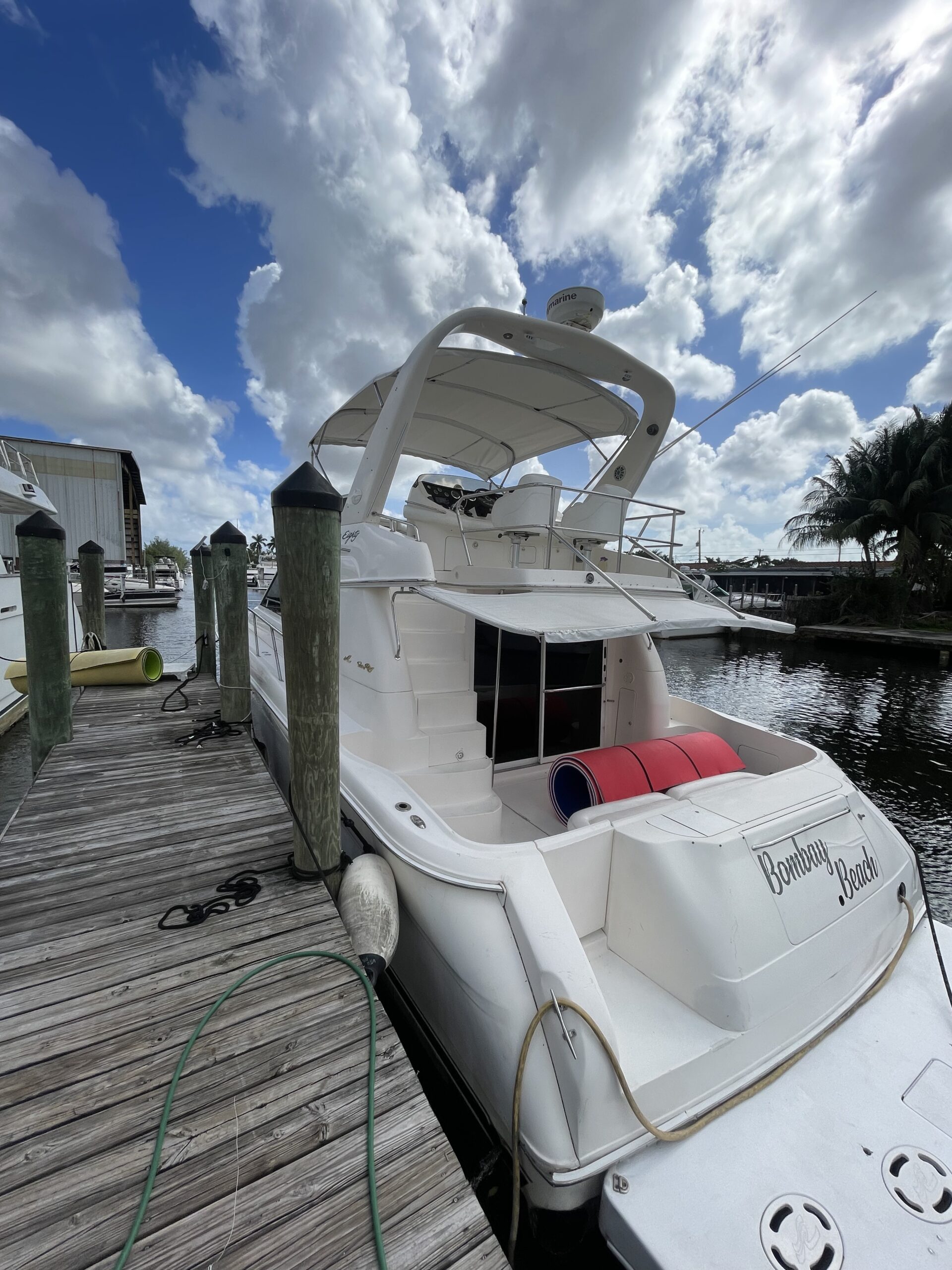 Bombay Beach - Sea Ray 52ft en Miami