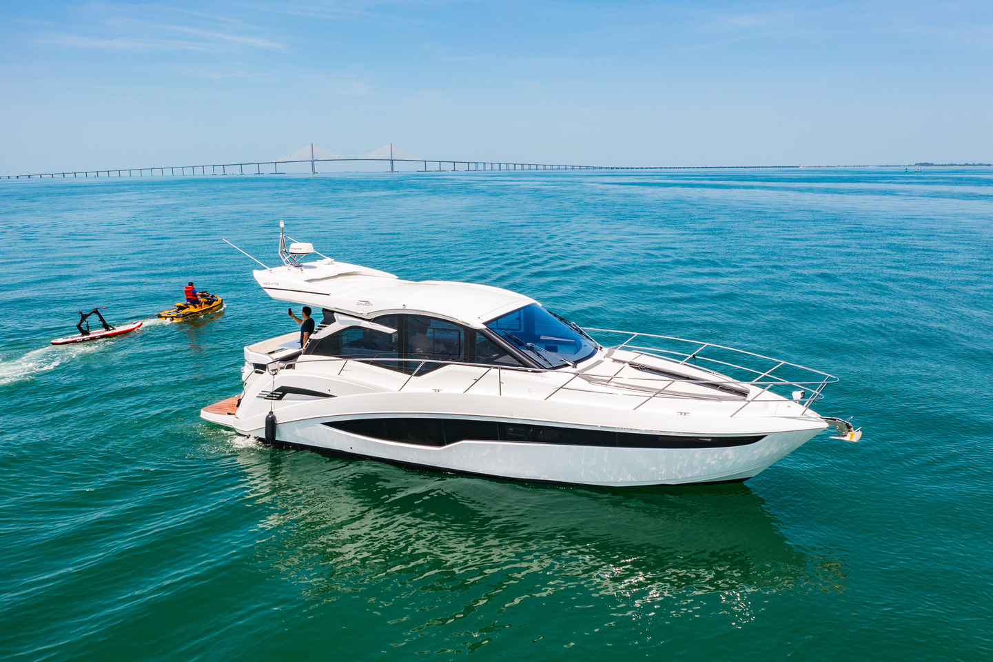 Kira - Galeon 45ft en Miami
