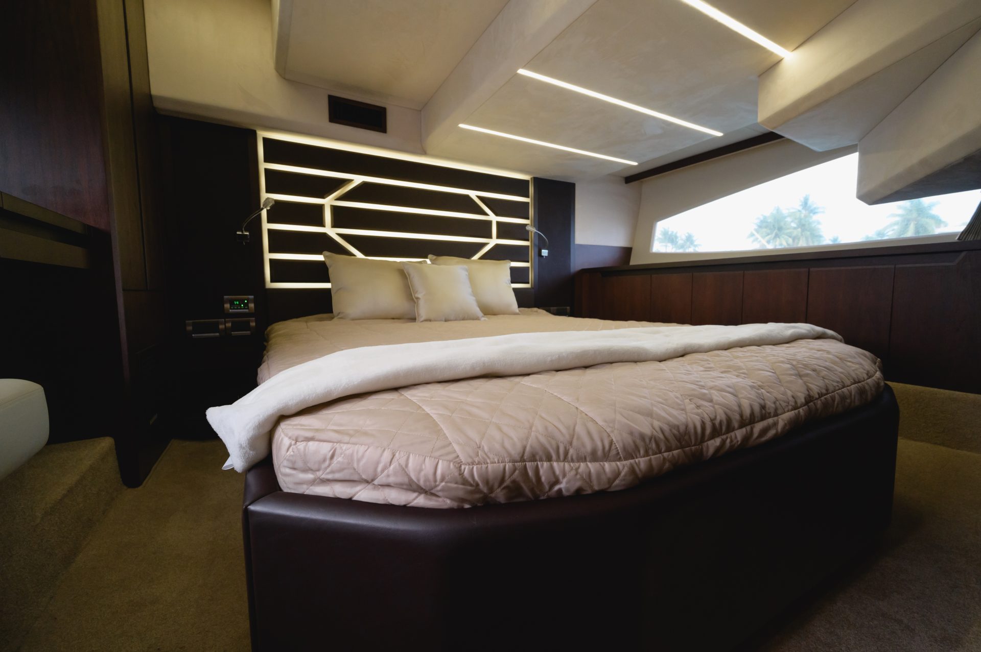 Kira - Galeon 45ft en Miami