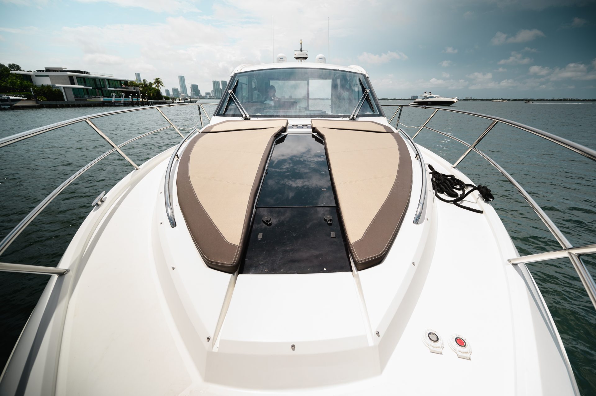 Kira - Galeon 45ft en Miami