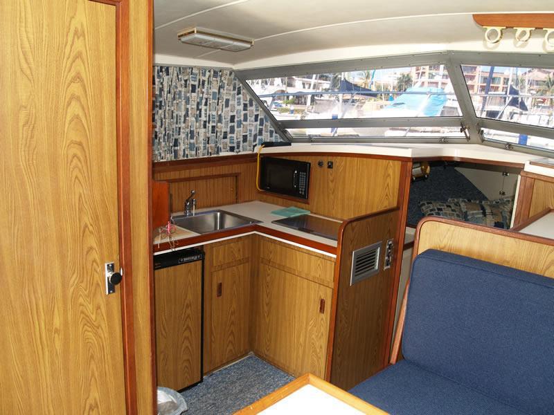 Game Fisher - Bertram 33ft en Puerto Vallarta