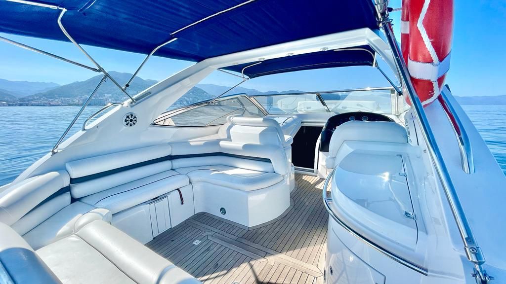 Insignia Sunseeker 46ft en Puerto Vallarta