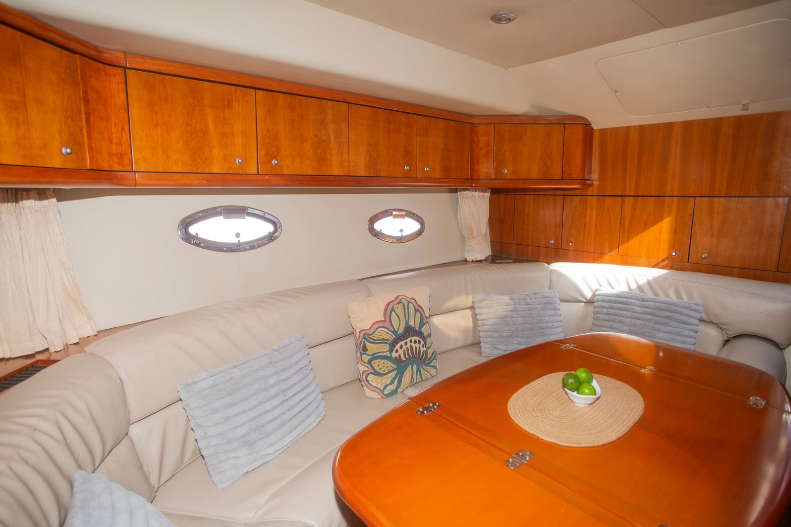 Insignia Sunseeker 46ft en Puerto Vallarta