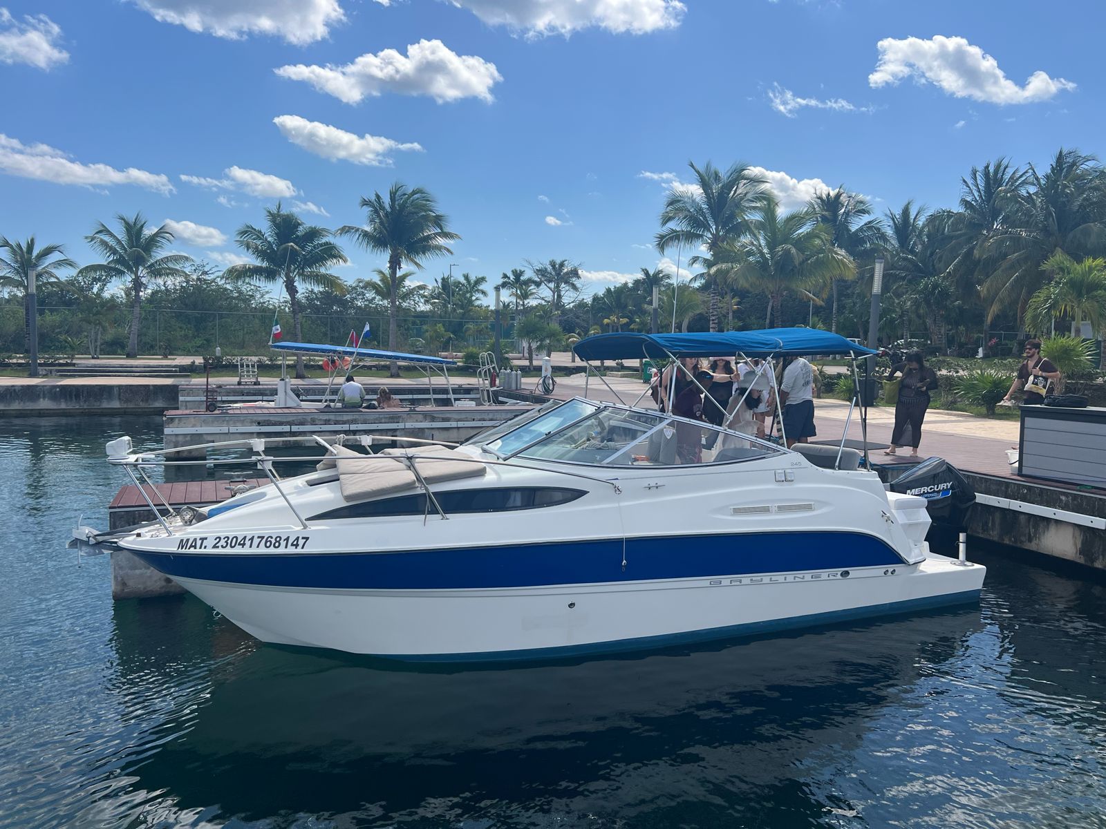 Living the Dream - Bayliner 26ft en Cozumel