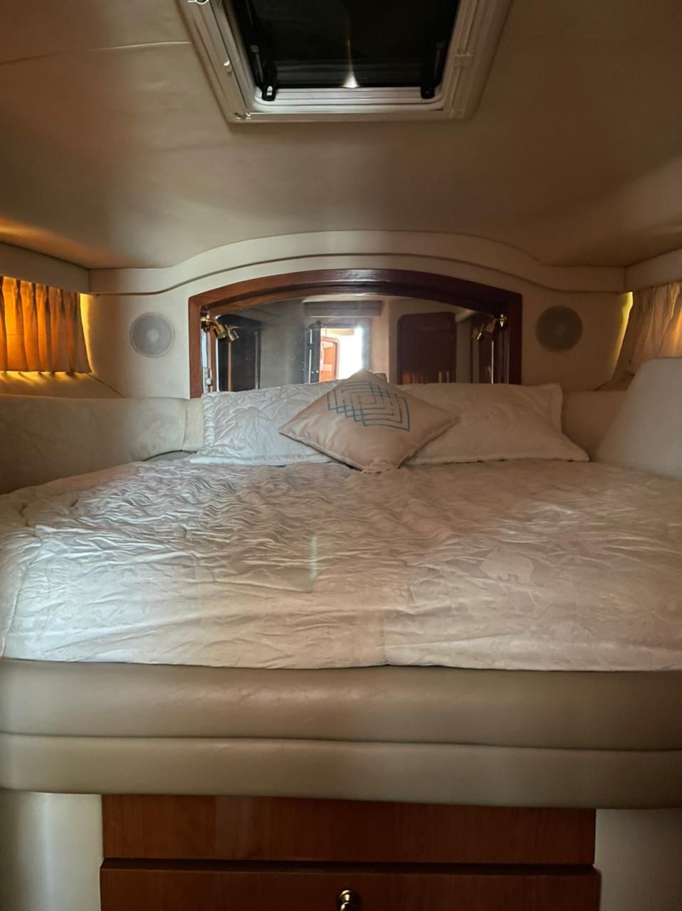 Local Boy – Sea Ray 44ft en Los Cabos