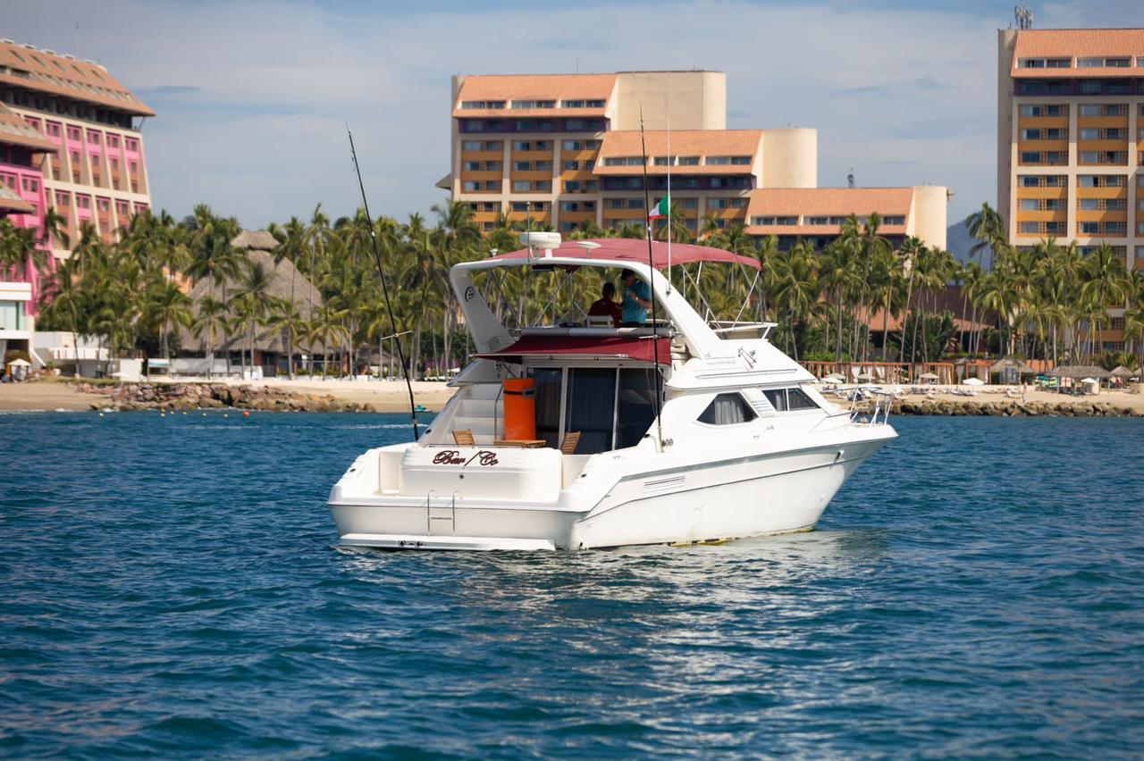 Bar Co – Carver 50ft en Puerto Vallarta