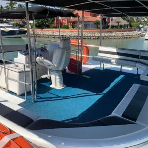 Escándalo Latino – Trimarán 34ft en Puerto Vallarta