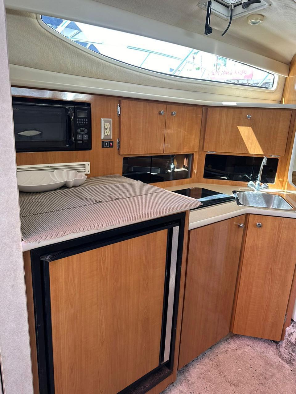 El Bary - Bayliner 33ft en Los Cabos