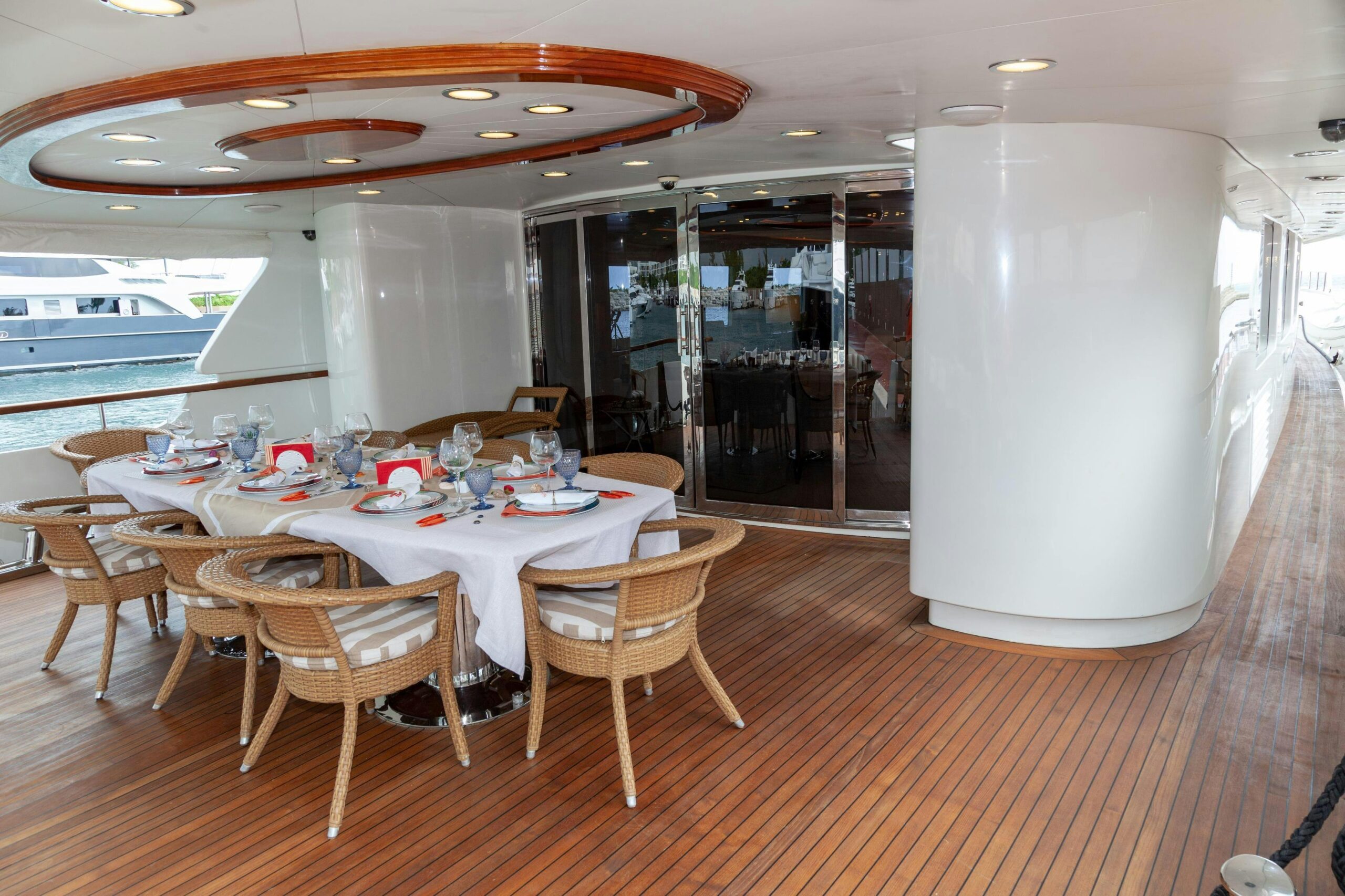 Ses Megayacht 115ft en Progreso.